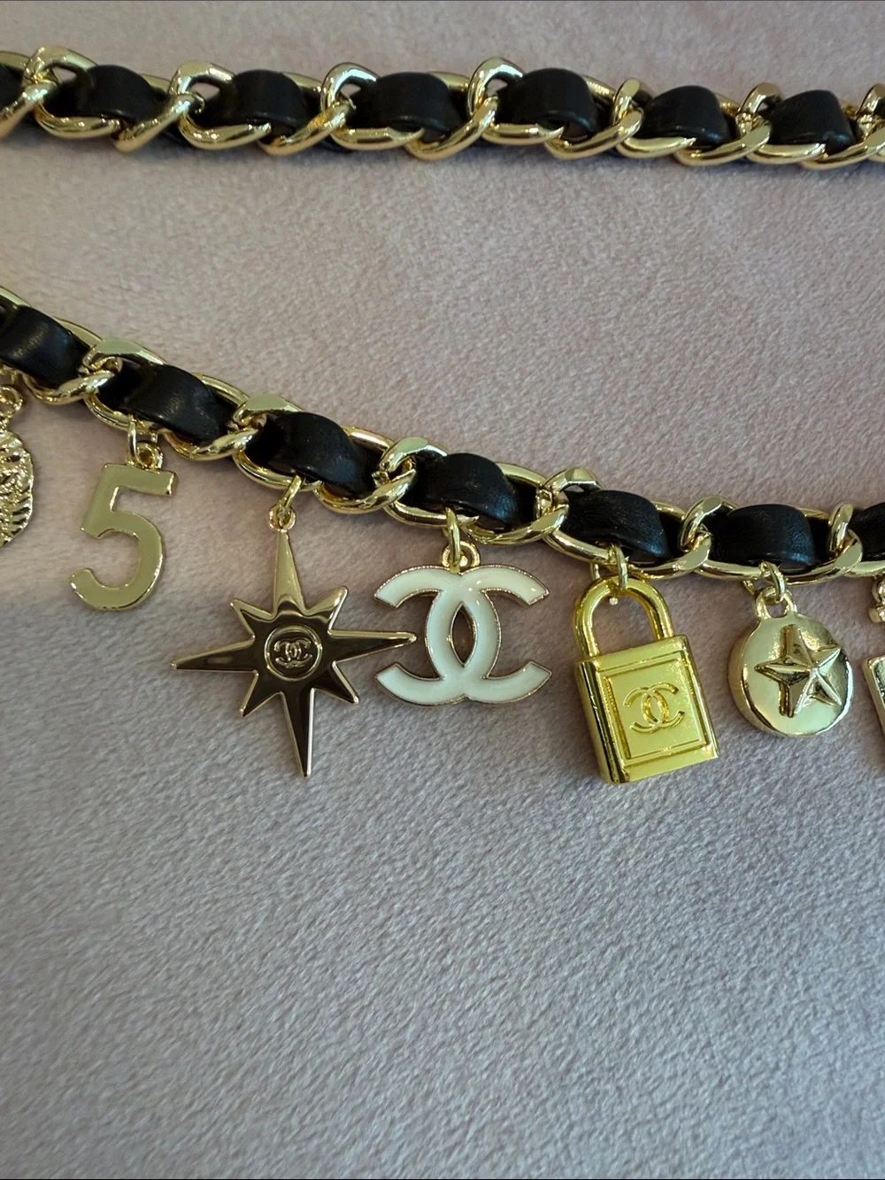 CHANEL Black and Gold Charm Chain Belt - Picture 4 of 15